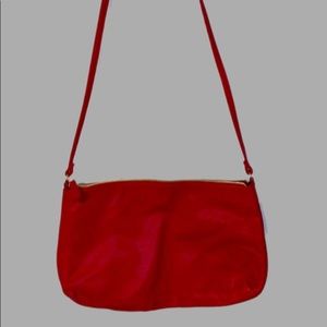 🪷 4 for 20.. Large crossbody Betsey Johnson Red/ Floral Interior